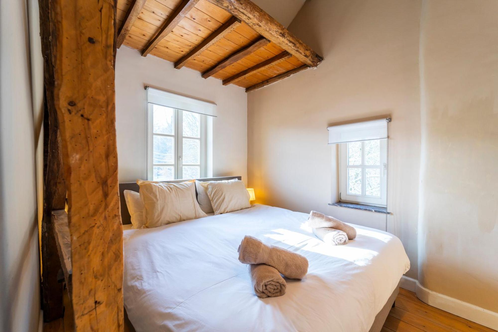 New! Unieke Vakantiewoning In Bosrijke Omgeving Tongeren Exterior photo