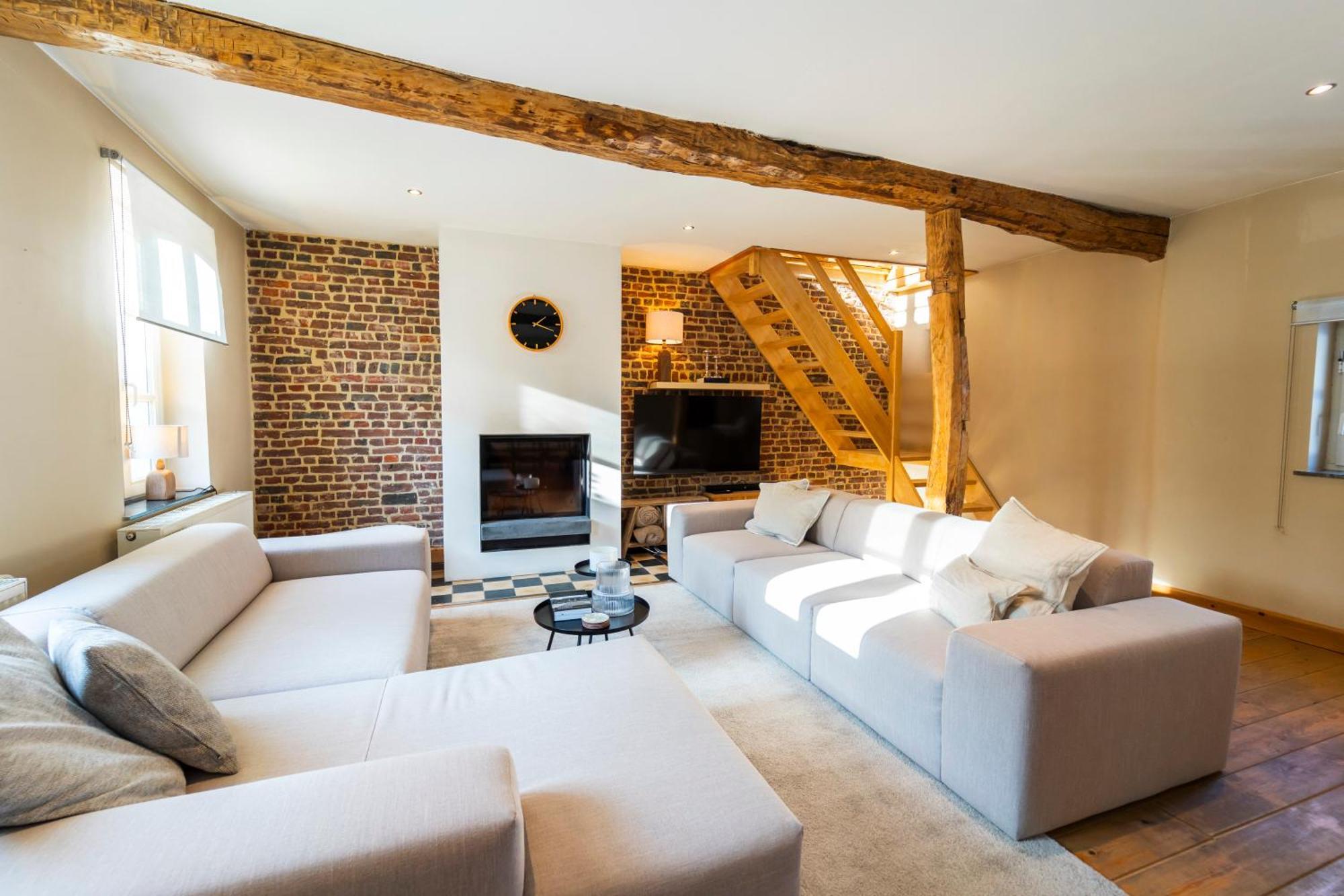 New! Unieke Vakantiewoning In Bosrijke Omgeving Tongeren Exterior photo