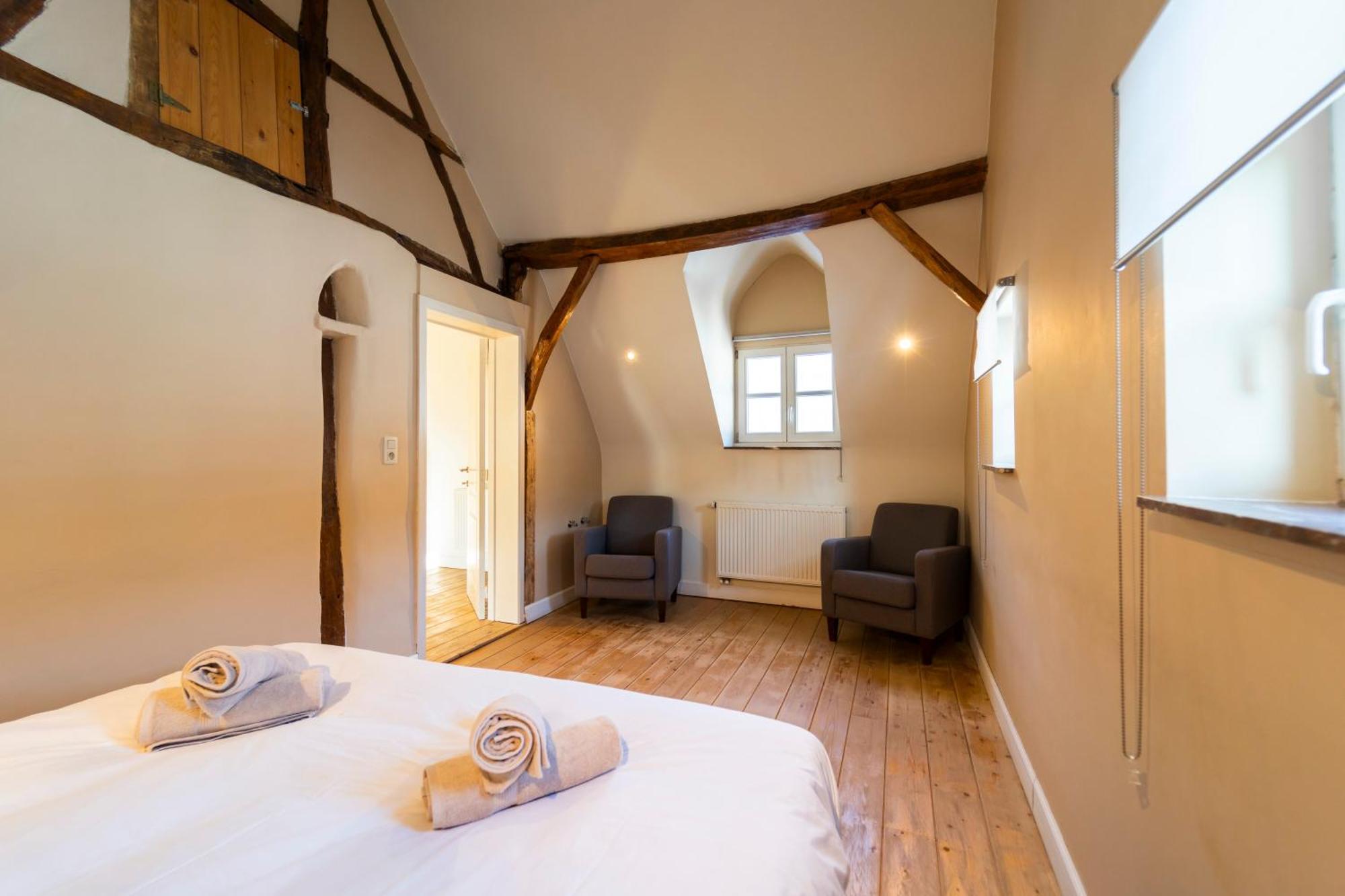 New! Unieke Vakantiewoning In Bosrijke Omgeving Tongeren Exterior photo